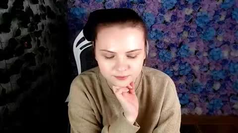 Lina online show from 09/25/25, 06:17