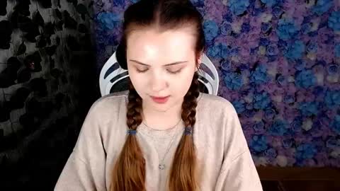 Lina online show from 09/27/25, 05:12