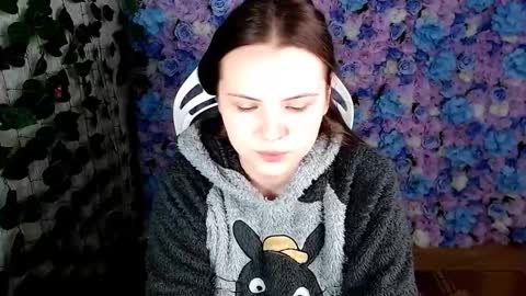 Lina online show from 10/10/25, 06:12