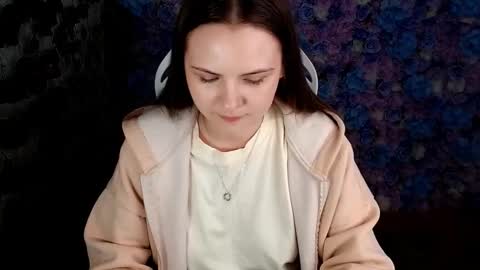 Lina online show from 10/11/25, 05:17