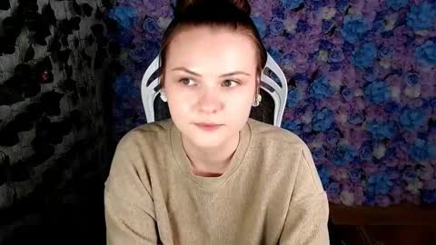 Lina online show from 10/15/25, 05:18