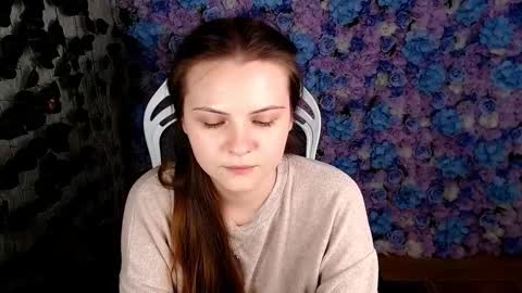 Lina online show from 10/17/25, 05:10