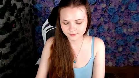 Lina online show from 10/21/25, 05:08