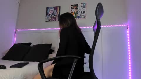 Snapshot of ximedg chatting on 02/05/25, 02:51 Xime online show from 02/05/25, 02:51