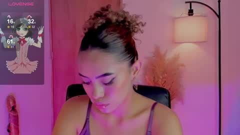 camila online show from 12/19/24, 10:32