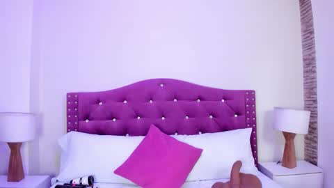 Xime  online show from 10/20/25, 03:29