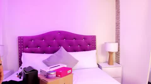 Xime  online show from 10/21/25, 03:18