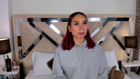 Snapshot of ximena_vasquez8 chatting on 02/06/26, 04:06 Xime online show from 02/06/26, 04:06