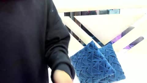 Snapshot of ximena_vasquez8 chatting on 02/08/26, 02:59 Xime online show from 02/08/26, 02:59