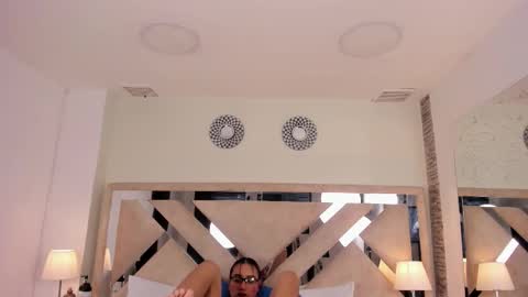 Snapshot of ximena_vasquez8 chatting on 03/11/26, 04:18 Xime online show from 03/11/26, 04:18