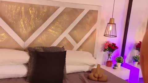 Snapshot of ximena_vasquez8 chatting on 06/12/26, 11:57 Xime online show from 06/12/26, 11:57