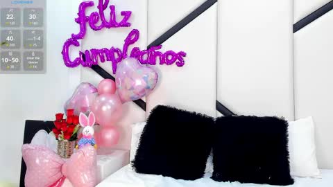 Snapshot of ximenacosta chatting on 04/08/26, 01:00 ximenacosta online show from 04/08/26, 01:00