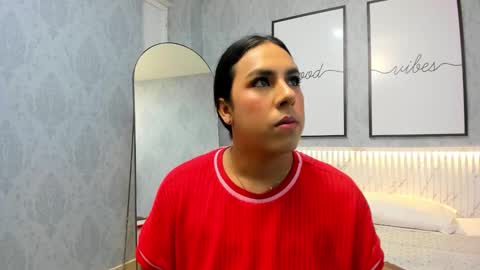 Yoy  online show from 09/24/25, 10:07