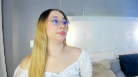   ximena  online show from 07/02/26, 12:22
