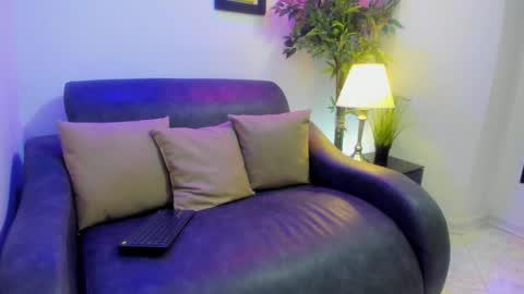 ximenasalazar online show from 01/16/25, 10:42