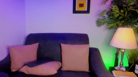 ximenasalazar online show from 03/01/25, 07:59