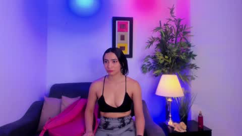 ximenasalazar online show from 03/05/25, 10:44