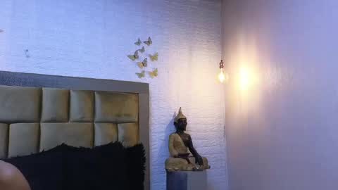 ximena online show from 01/05/25, 02:27