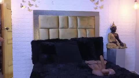 ximena online show from 01/12/25, 02:03