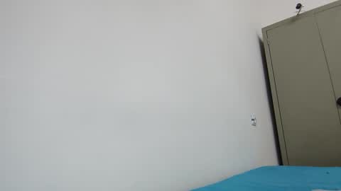 xineeddine online show from 11/18/25, 12:31