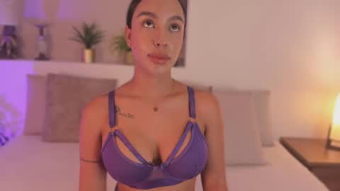  X I O M A R A  online show from 07/12/26, 12:29