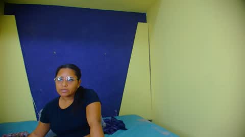 xiomara_sex2 online show from 09/09/25, 11:43