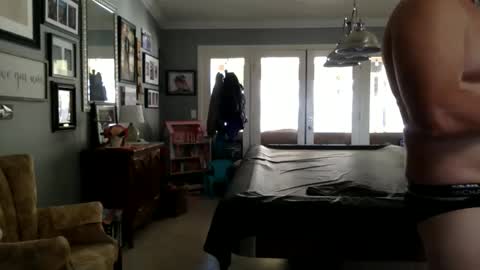 Snapshot of xkon1 chatting on 10/31/25, 06:20 xkon1 online show from 10/31/25, 06:20