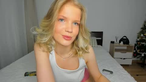 Chloe online show from 01/19/26, 12:20