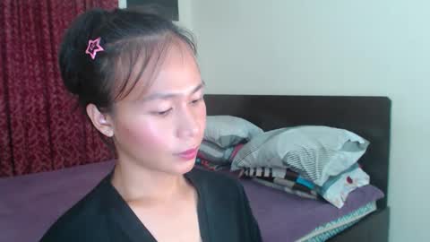 Snapshot of xlovely_destinyx chatting on 12/18/24, 11:19 Alice online show from 12/18/24, 11:19