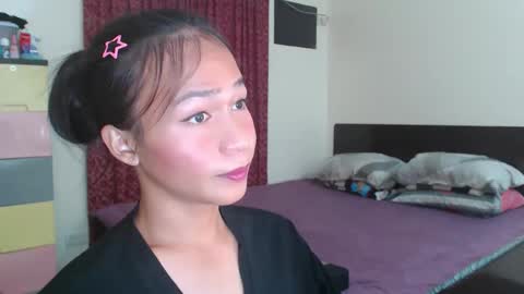 Snapshot of xlovely_destinyx chatting on 01/31/25, 08:33 Alice online show from 01/31/25, 08:33