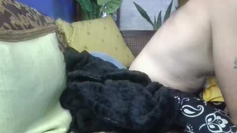 Snapshot of xlpack69 chatting on 09/30/25, 09:03 John online show from 09/30/25, 09:03