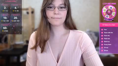 Snapshot of xmelina0 chatting on 12/03/24, 12:06 xmelina0 online show from 12/03/24, 12:06