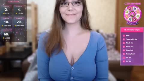 Snapshot of xmelina0 chatting on 01/25/25, 04:35 xmelina0 online show from 01/25/25, 04:35
