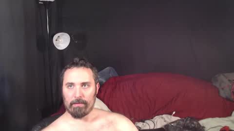 Snapshot of xmetalstudx chatting on 10/28/25, 12:58 MetalstudMaster online show from 10/28/25, 12:58