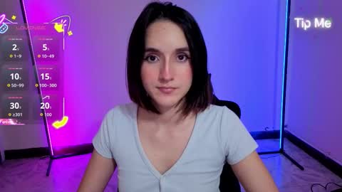 MiaLozano online show from 10/21/25, 08:48