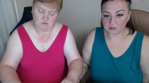 XMollyJaneX online show from 09/18/25, 07:16