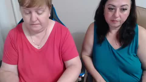 XMollyJaneX online show from 09/28/25, 08:25