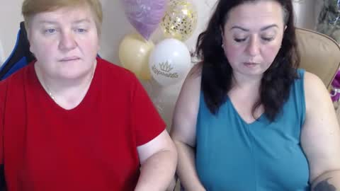 XMollyJaneX online show from 10/19/25, 03:23