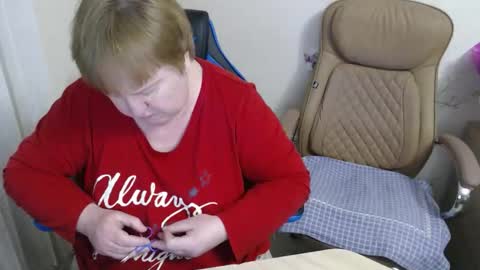 XMollyJaneX online show from 02/05/26, 09:19