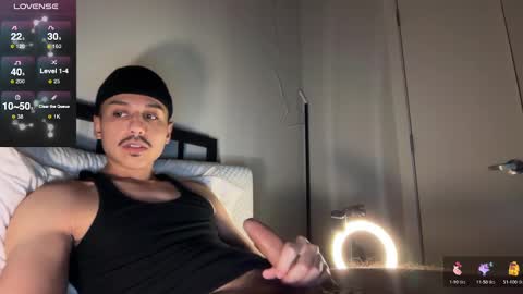 Snapshot of xmomentumx chatting on 09/24/25, 03:54 xmomentumx online show from 09/24/25, 03:54