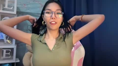 Snapshot of xmonica_cummerx chatting on 11/04/25, 09:08 Sweet Monica online show from 11/04/25, 09:08