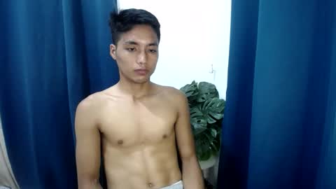 Snapshot of xmoreno_guy69 chatting on 02/07/25, 01:53 SECRET online show from 02/07/25, 01:53