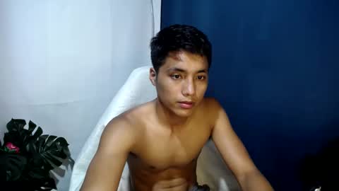 Snapshot of xmoreno_guy69 chatting on 03/10/25, 05:54 SECRET online show from 03/10/25, 05:54
