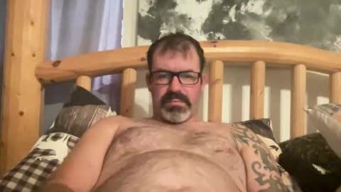 Snapshot of xmountainx chatting on 10/17/25, 03:03 Mountain online show from 10/17/25, 03:03