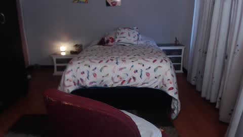 Snapshot of xnathashax1 chatting on 01/31/25, 10:52 luciana online show from 01/31/25, 10:52