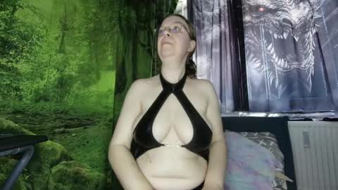 xnicetitsx online show from 05/03/26, 05:24