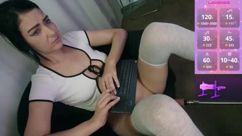 Kate online show from 09/30/25, 09:31