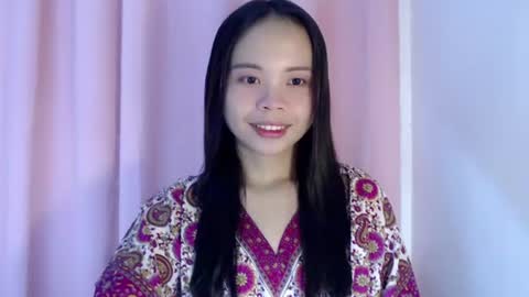 Snapshot of xo_worth_it chatting on 06/14/26, 06:32 nathalie online show from 06/14/26, 06:32