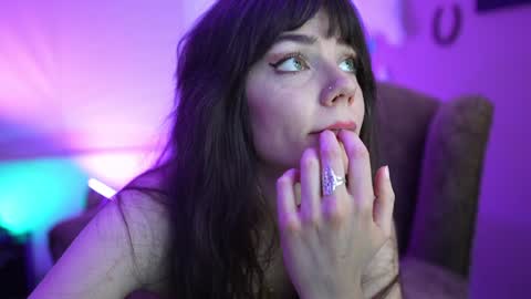 Bella Bondai online show from 12/04/24, 10:02