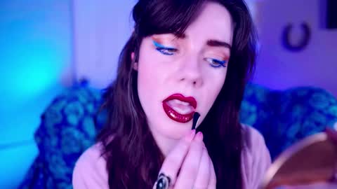 Bella Bondai online show from 11/21/25, 05:06